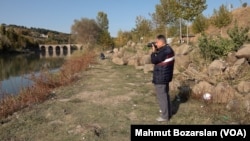 Fotoğraf sanatçısı Mehmet Masum Süer, 15 yılı aşkın süredir Dicle Nehri ve çevresindeki yaban hayatının fotoğraflarını çekiyor.